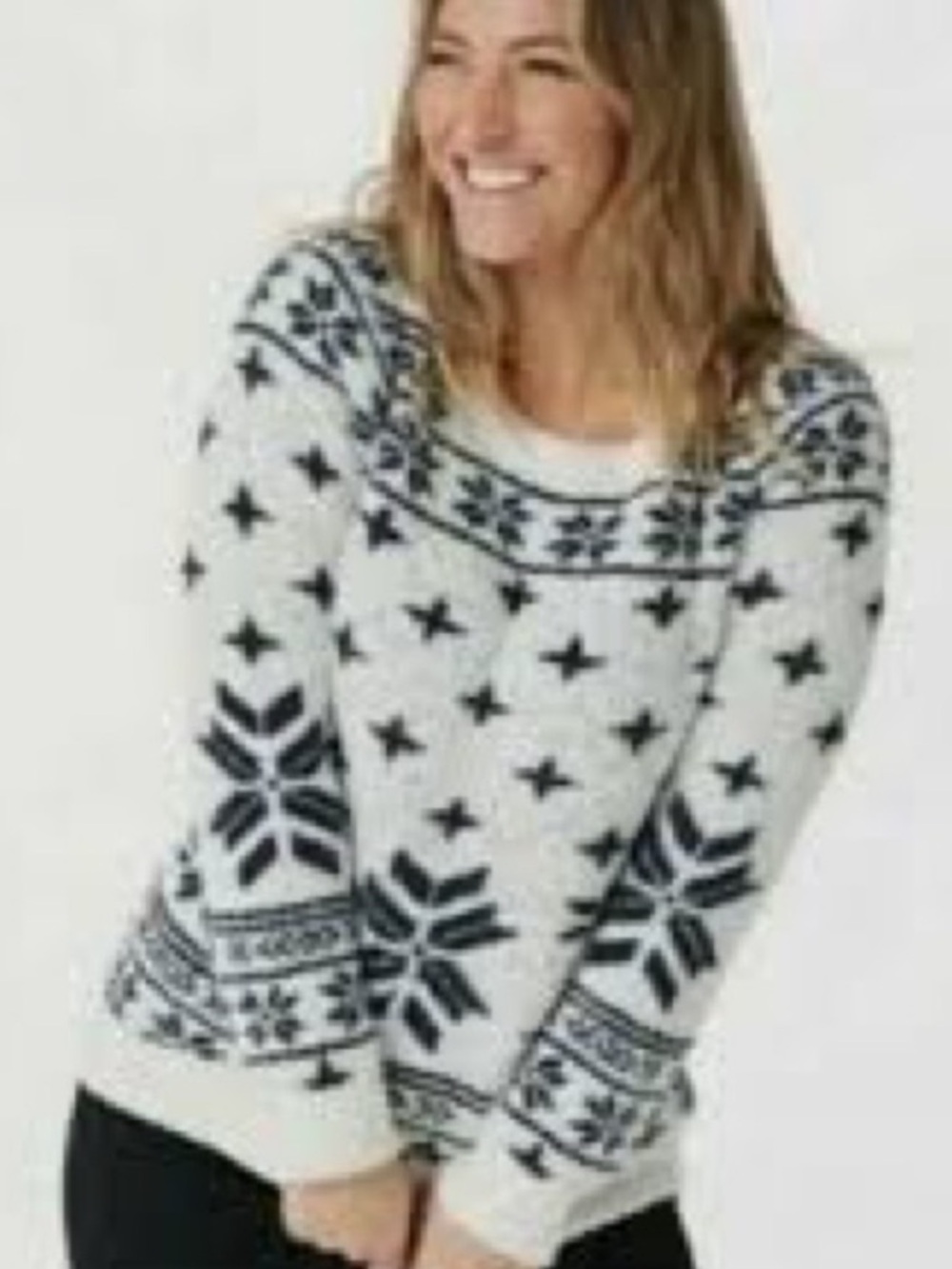 Barefoot Dreams CozyChic Fair Isle Snowflake Sweater Size M Cream Gray